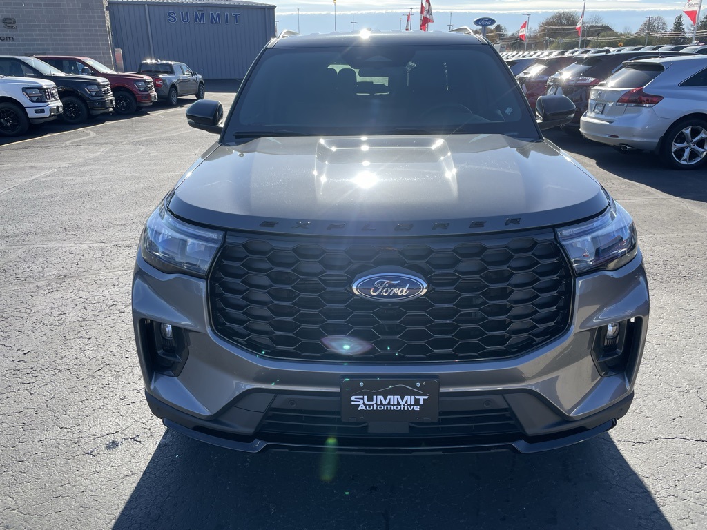 Used 2025 Ford Explorer ST-Line - photo 16