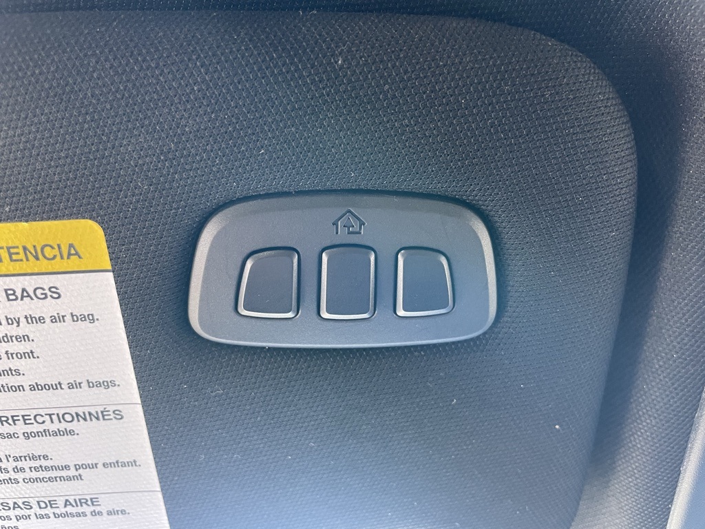 Used 2025 Ford Explorer ST-Line - photo 40