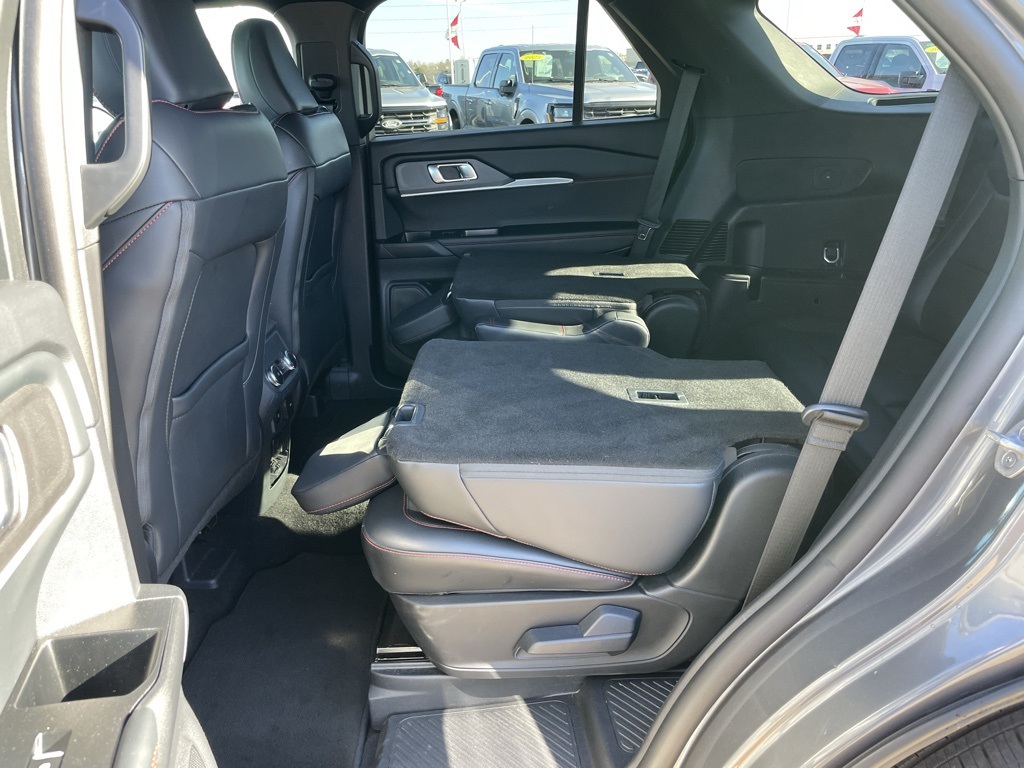 Used 2025 Ford Explorer ST-Line - photo 44