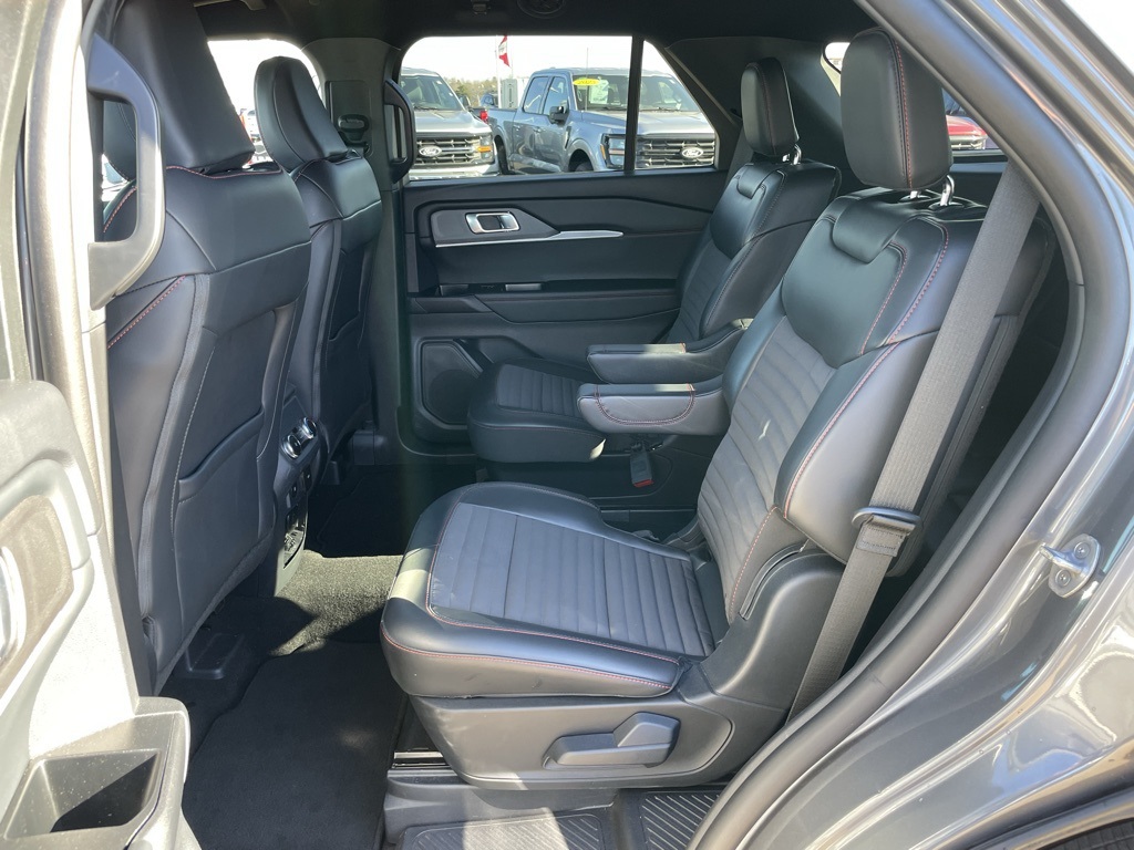 Used 2025 Ford Explorer ST-Line - photo 56