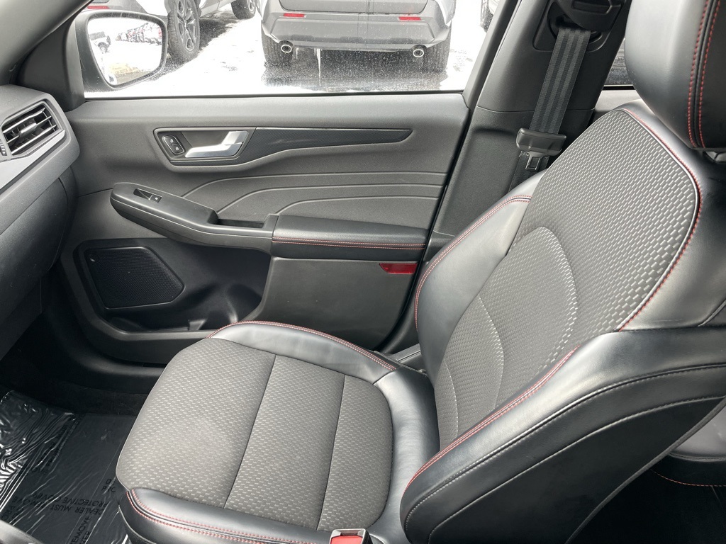 Used 2024 Ford Escape ST-Line - photo 22