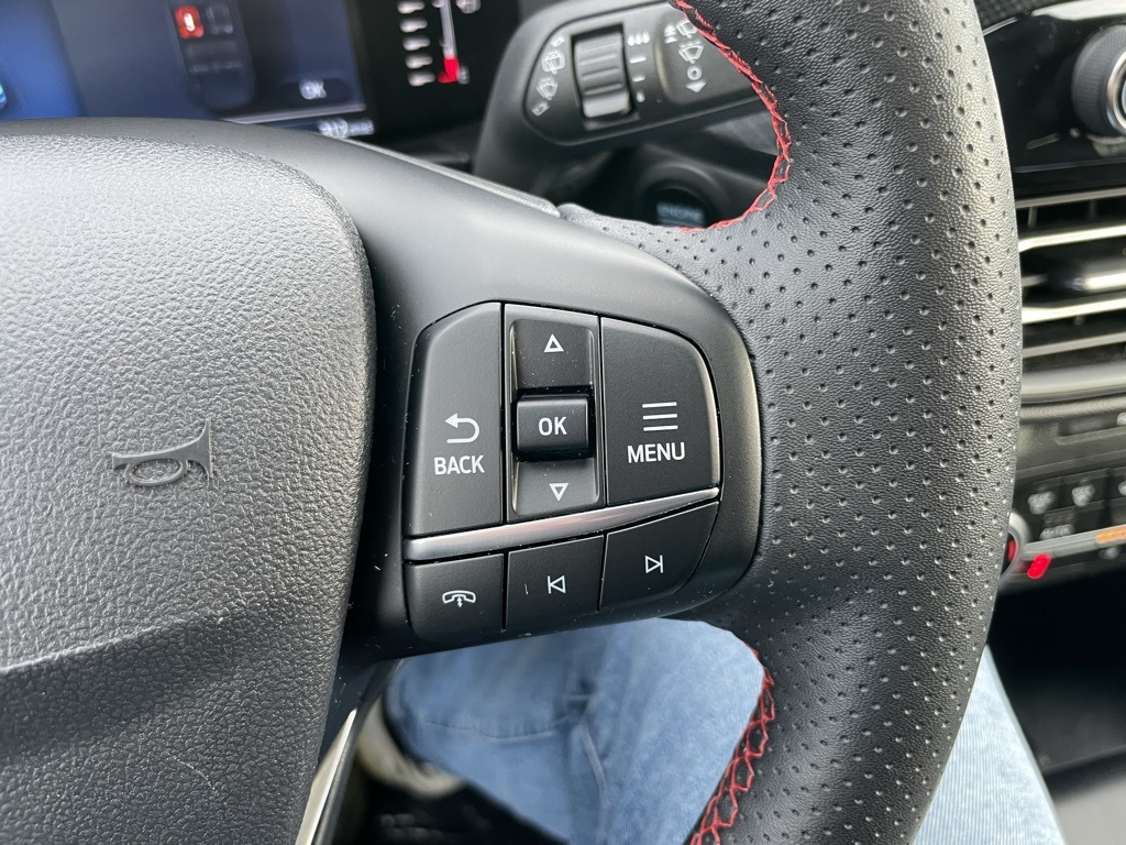 Used 2024 Ford Escape ST-Line - photo 24