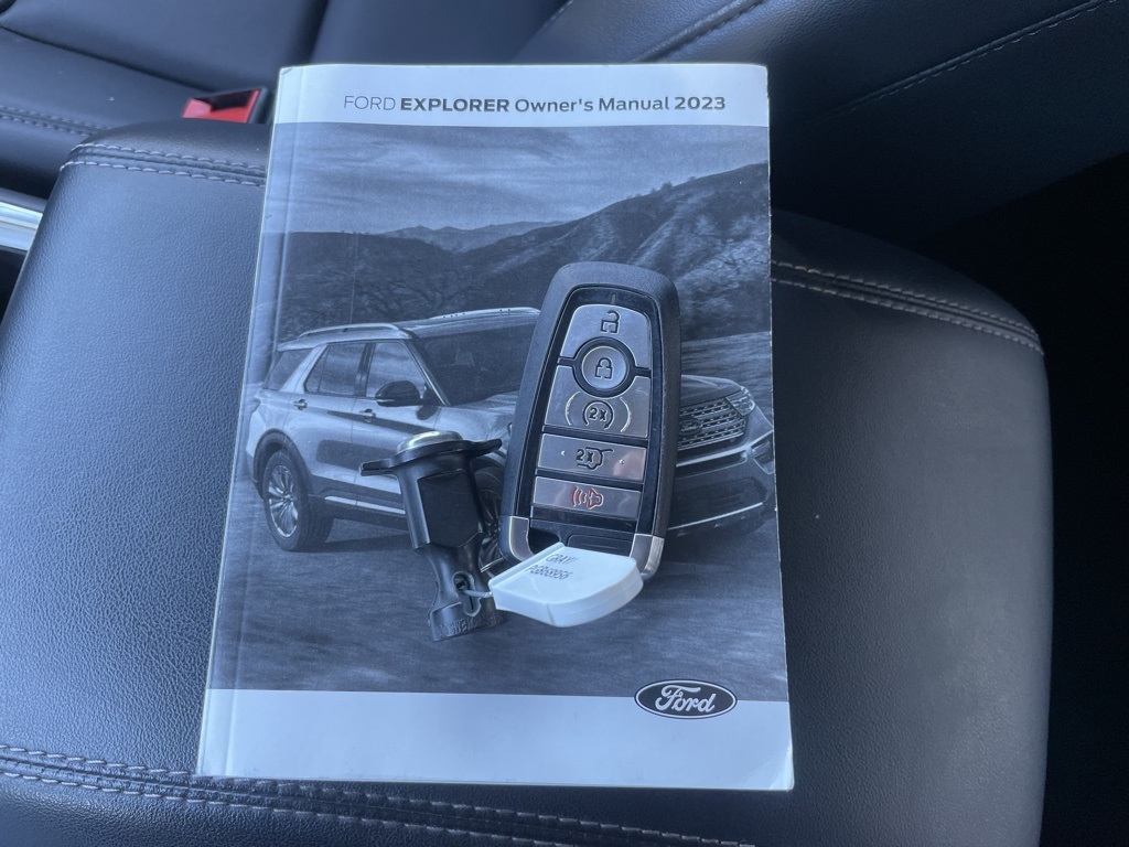 Used 2023 Ford Explorer XLT - photo 45