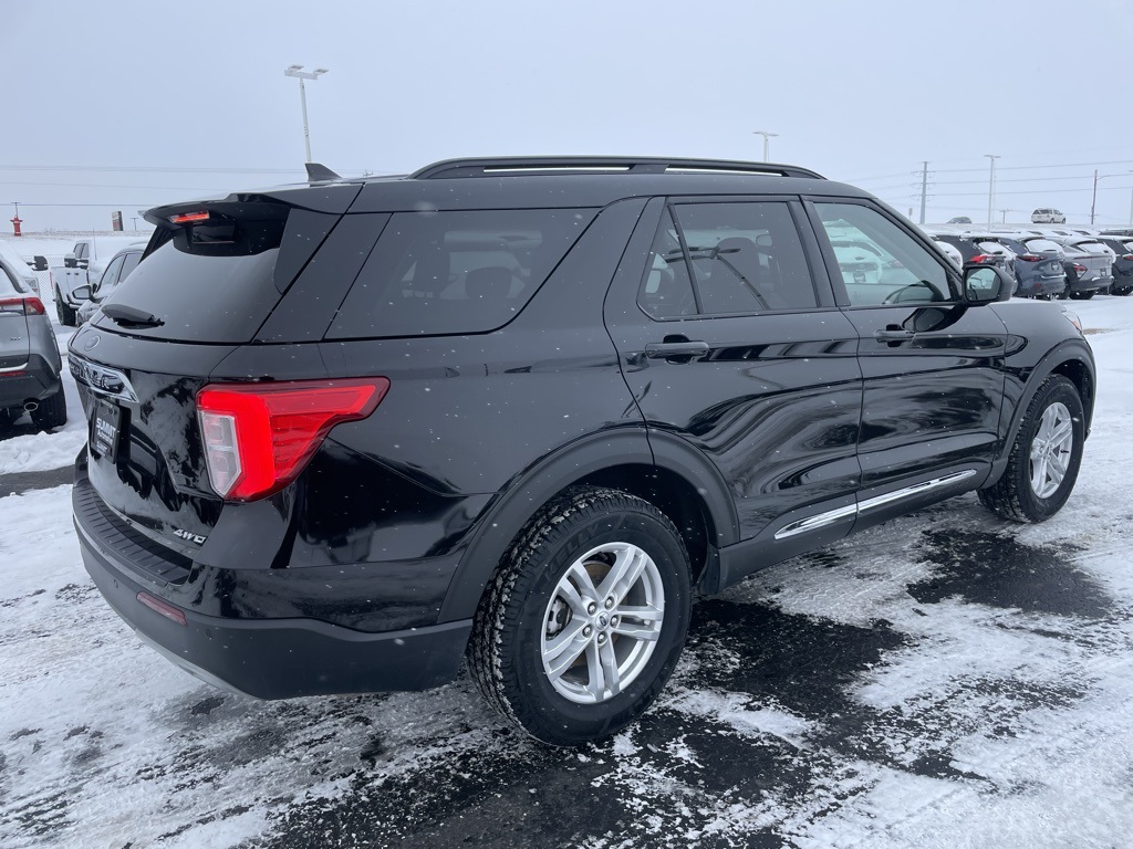 Used 2023 Ford Explorer XLT - photo 3