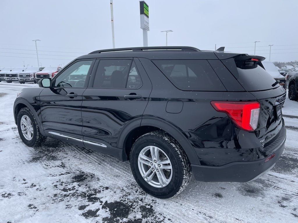 Used 2023 Ford Explorer XLT - photo 4