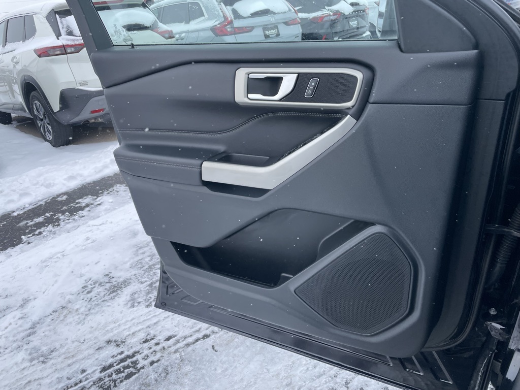 Used 2023 Ford Explorer XLT - photo 52