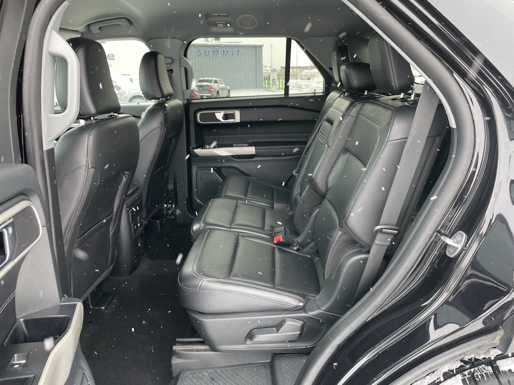 Used 2023 Ford Explorer XLT - photo 7