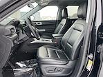 Used 2023 Ford Explorer XLT thumbnail 6