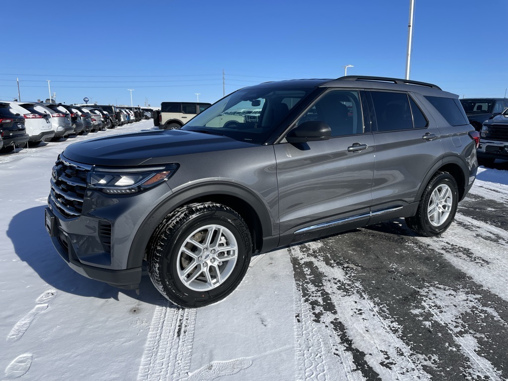 Used 2025 Ford Explorer ACTIV - photo 5