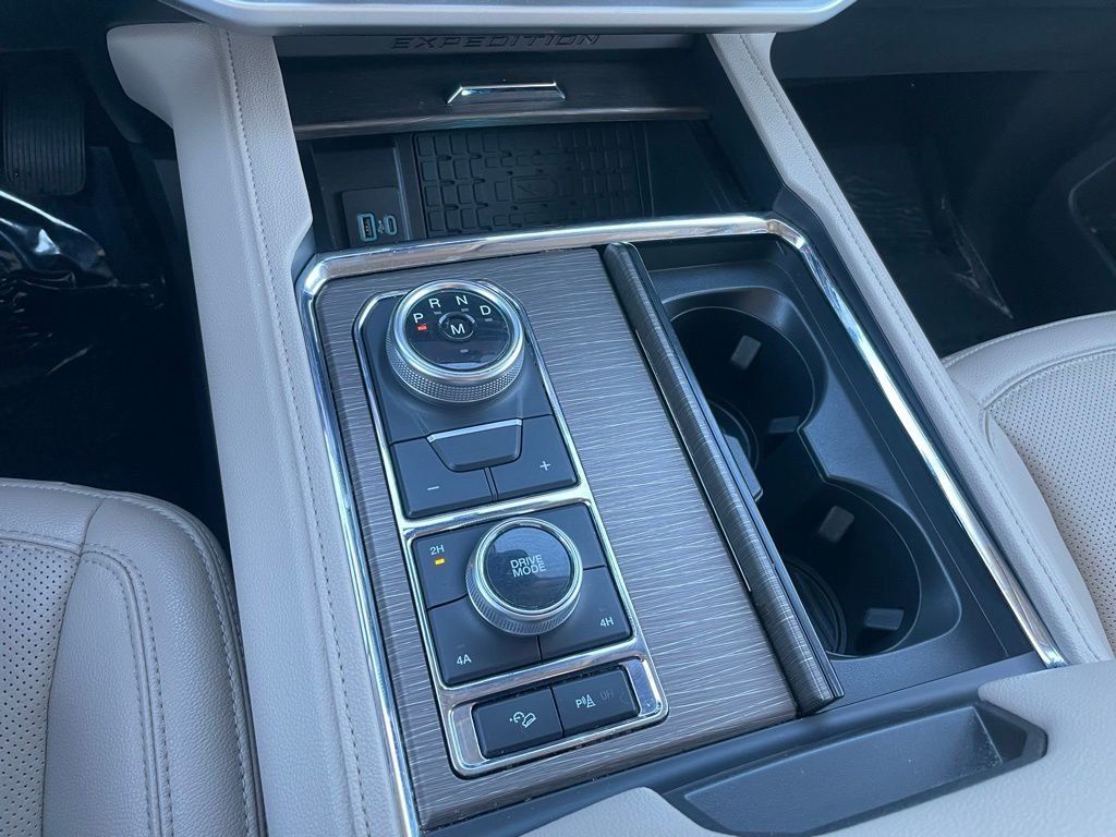 Used 2024 Ford Expedition MAX Limited - photo 13