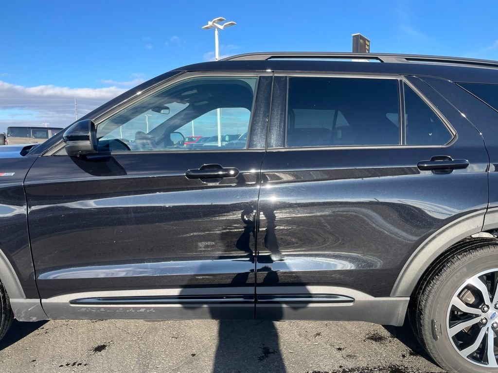 Used 2025 Ford Explorer ST-Line - photo 30