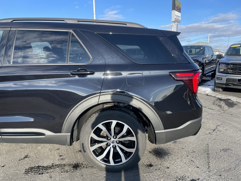Used 2025 Ford Explorer ST-Line - photo 31