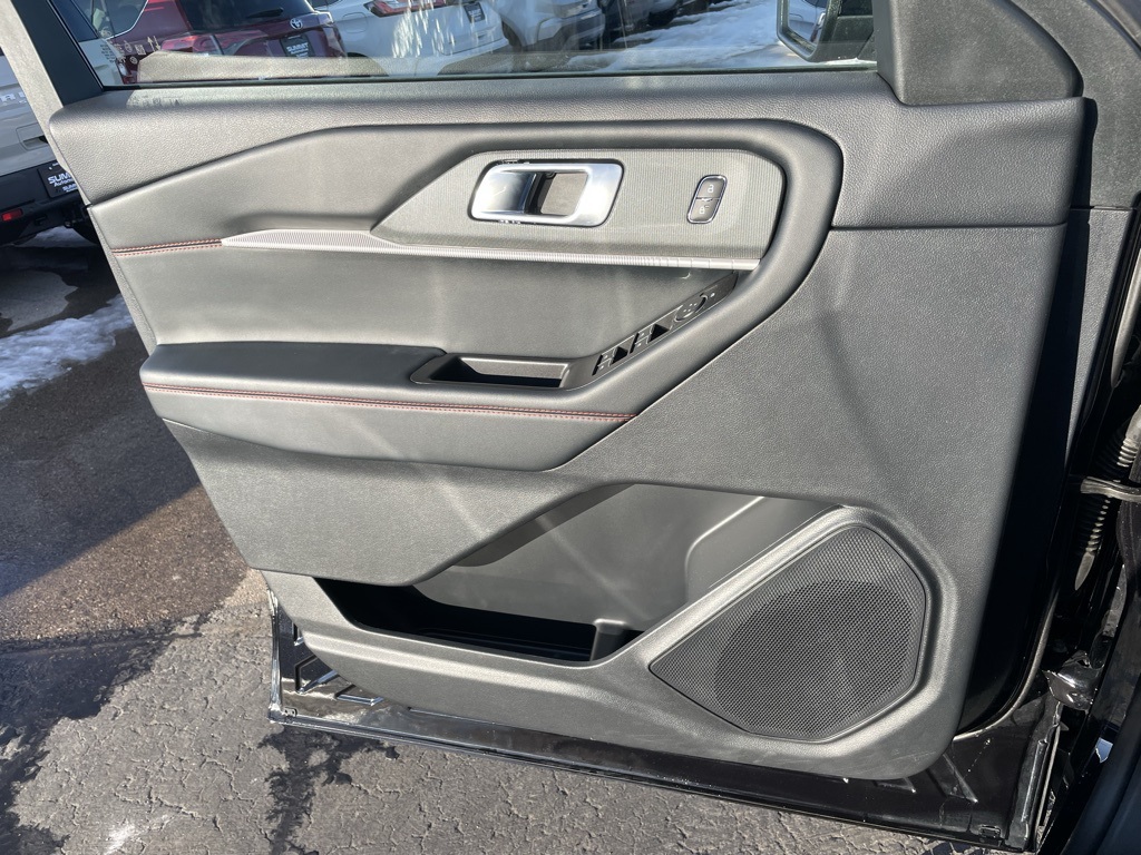 Used 2025 Ford Explorer ST-Line - photo 54