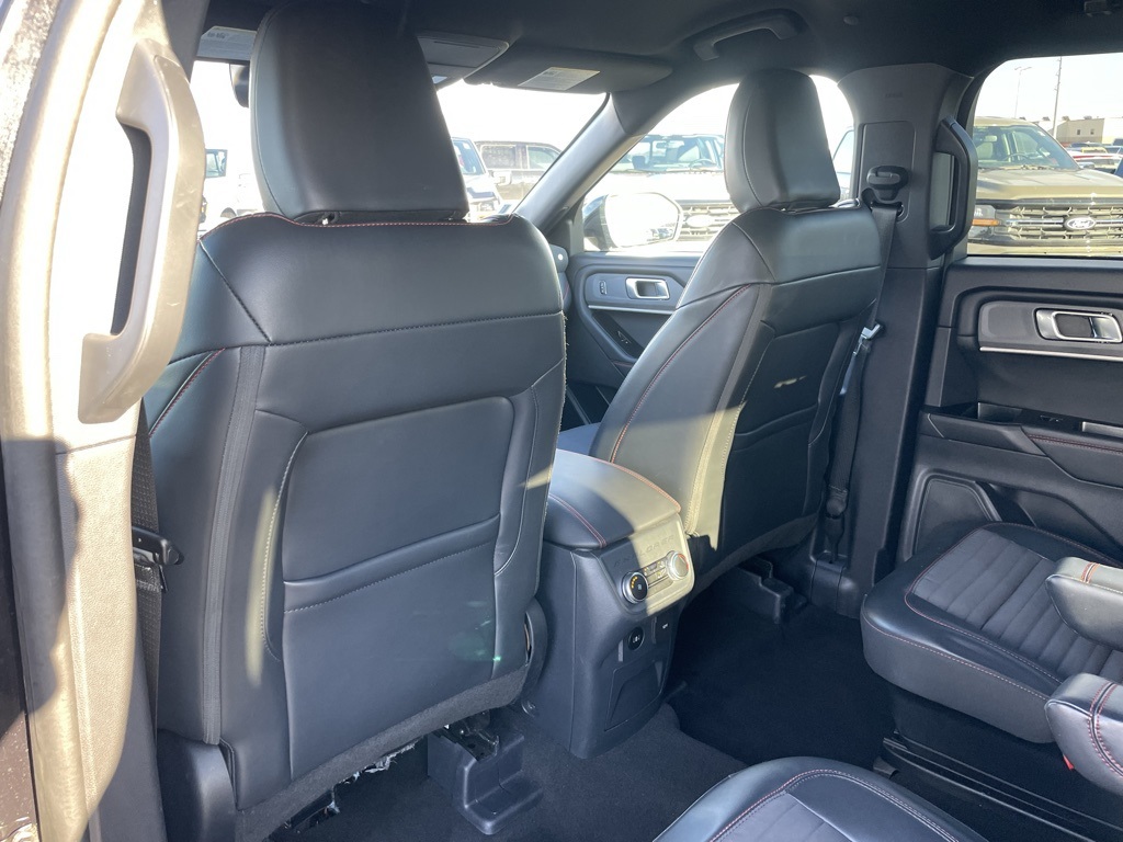 Used 2025 Ford Explorer ST-Line - photo 55