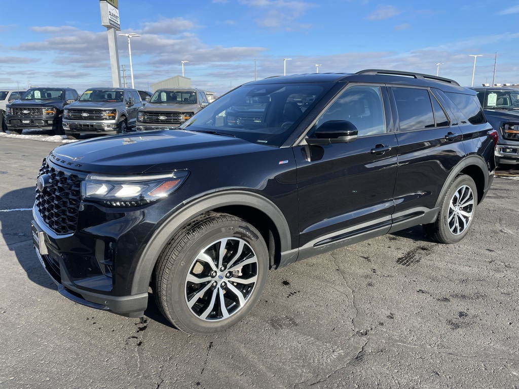 Used 2025 Ford Explorer ST-Line - photo 5