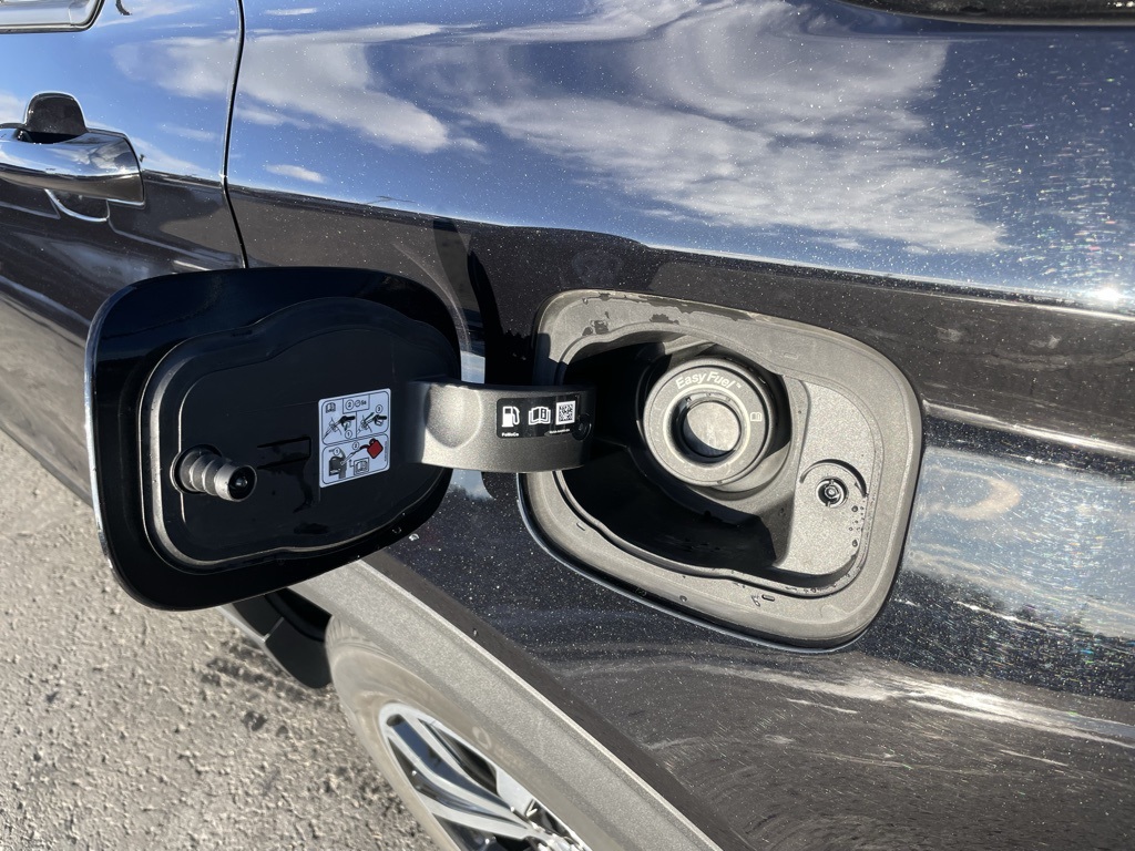 Used 2025 Ford Explorer ST-Line - photo 59