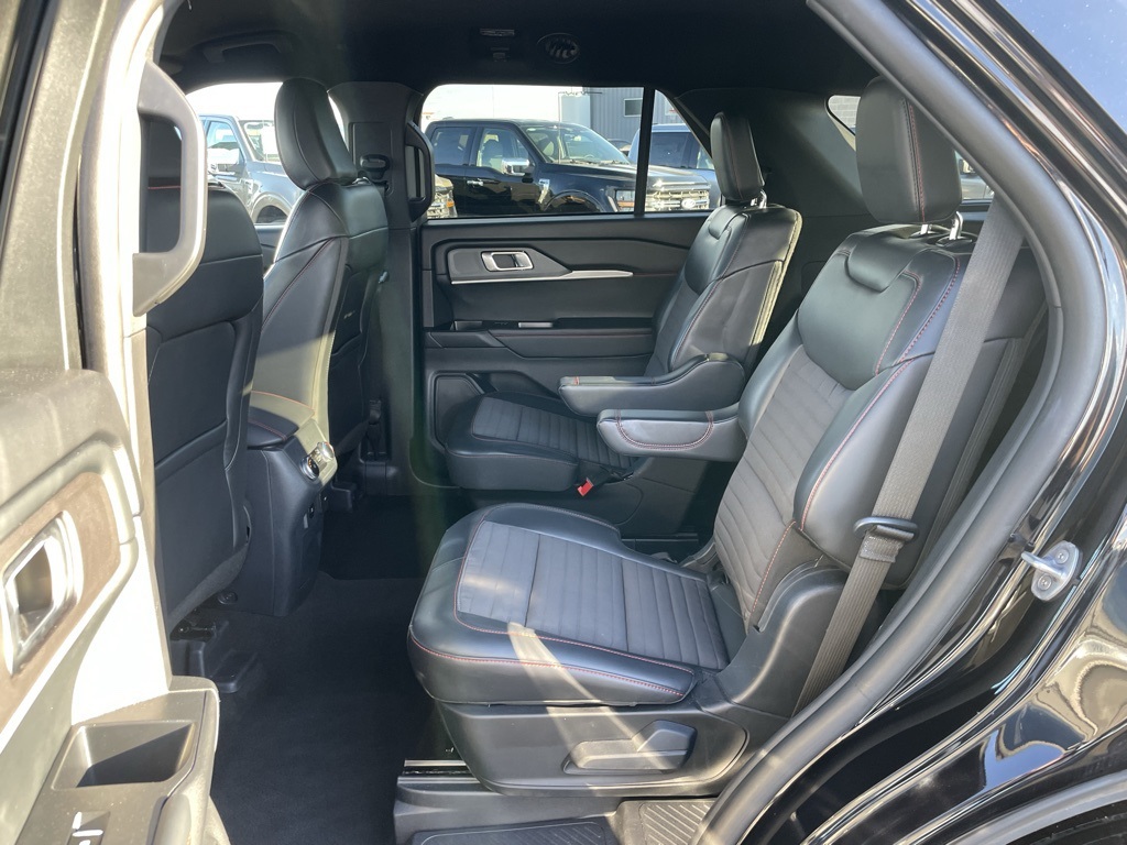 Used 2025 Ford Explorer ST-Line - photo 7