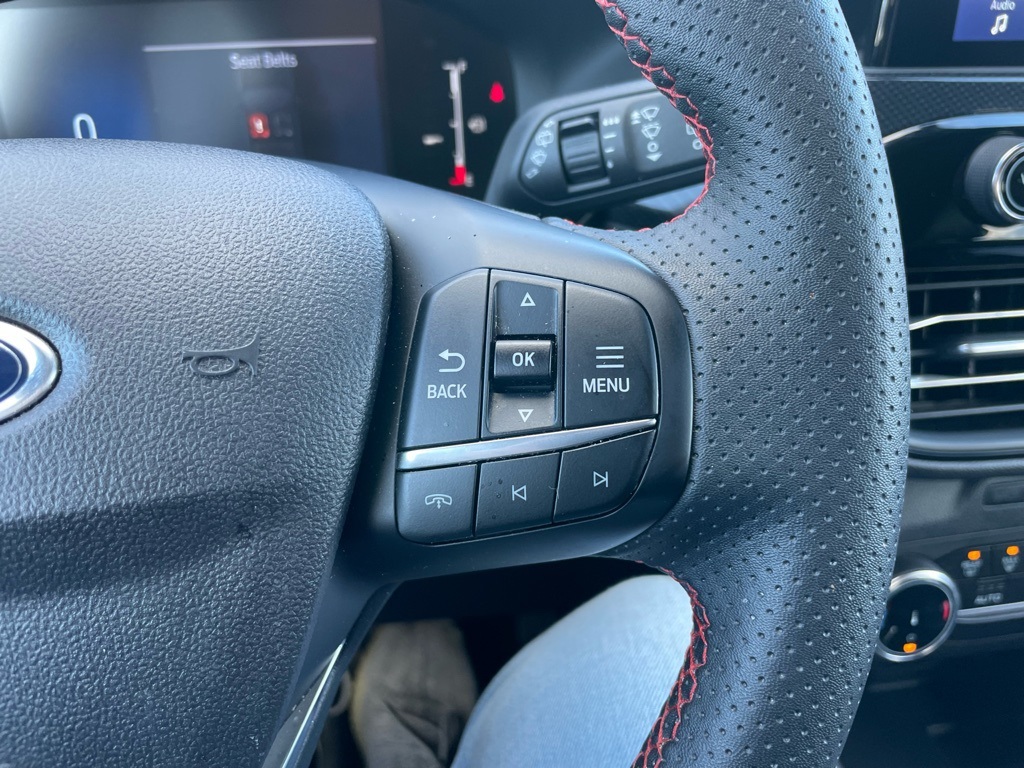 Used 2025 Ford Escape ST-Line - photo 24