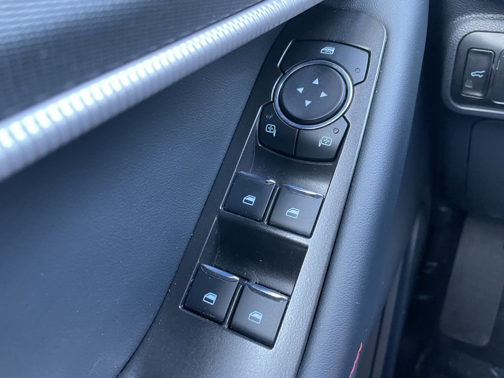 Used 2025 Ford Explorer ST-Line - photo 25