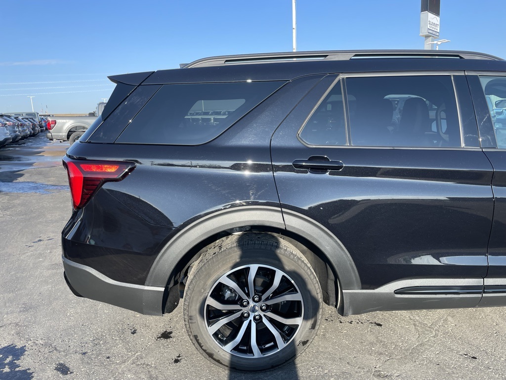 Used 2025 Ford Explorer ST-Line - photo 38
