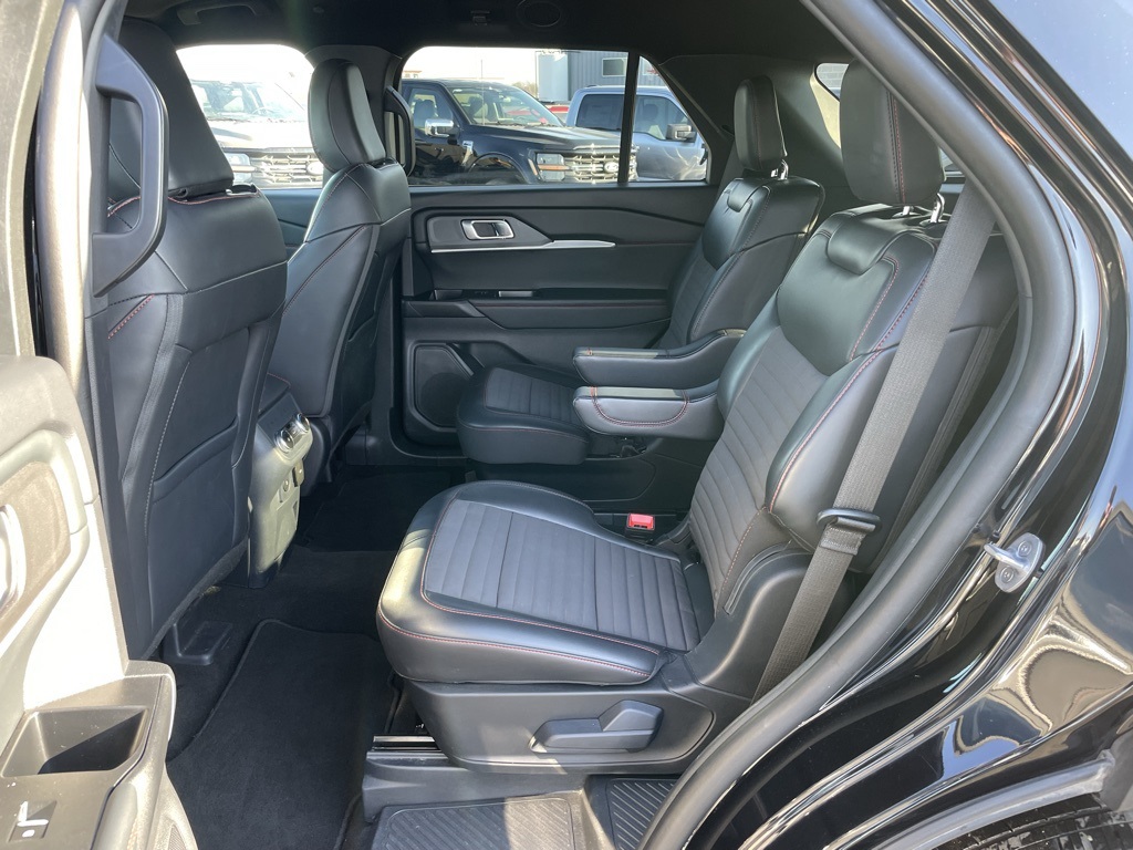 Used 2025 Ford Explorer ST-Line - photo 7