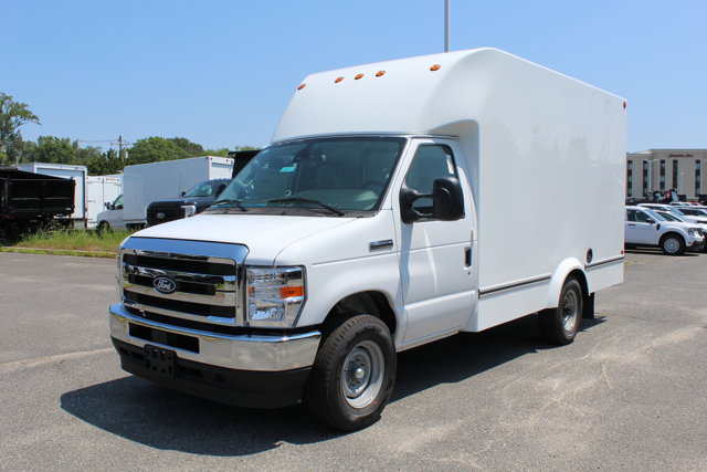 New 2026 Ford E-350 Cutaway - photo 11