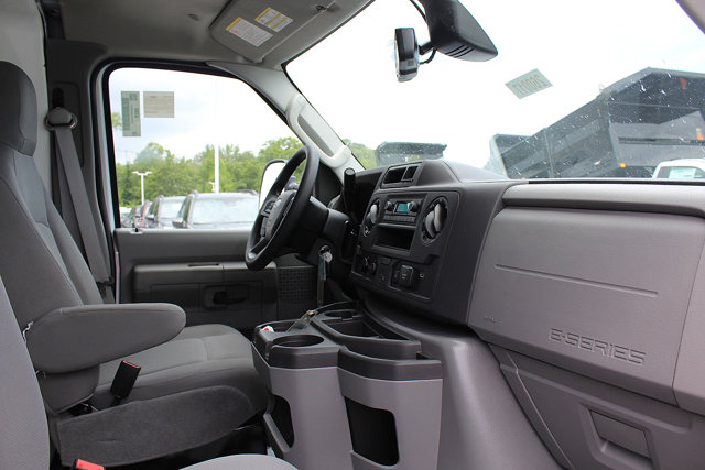 New 2026 Ford E-350 Cutaway - photo 15