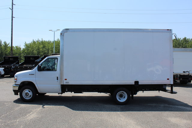 New 2026 Ford E-350 Cutaway - photo 10