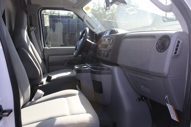 New 2026 Ford E-350 Cutaway - photo 27