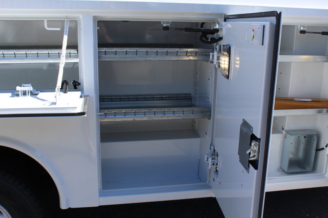 New 2026 Ford E-350 Cutaway - photo 5