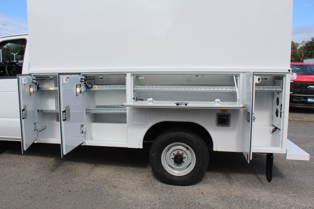 New 2026 Ford E-350 Cutaway - photo 20