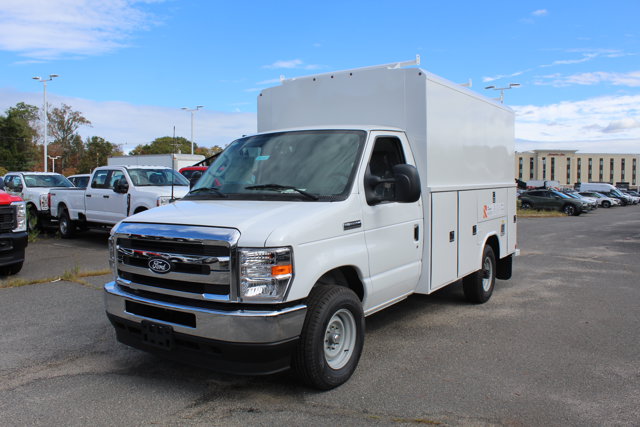 New 2026 Ford E-350 Cutaway - photo 25