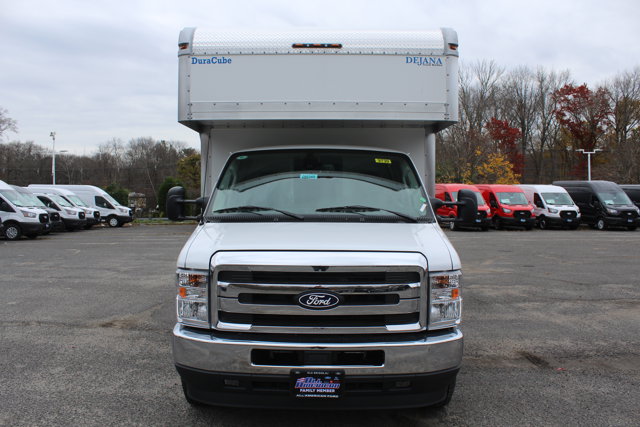 New 1996 Ford E-450 Cutaway - photo 16