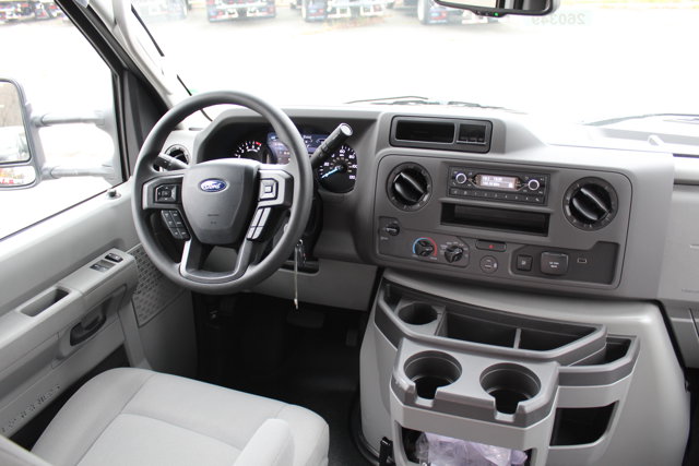 New 1996 Ford E-450 Cutaway - photo 19