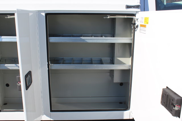 New 2026 Ford E-350 Cutaway - photo 3