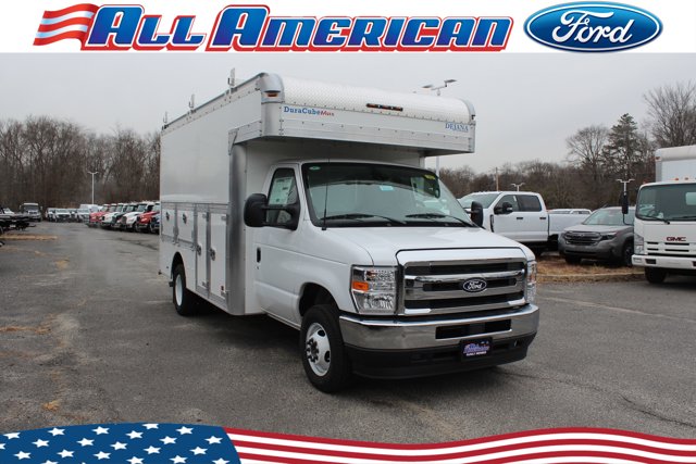 New 1996 Ford E-450 - photo 1