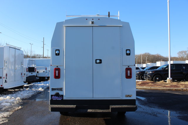 New 2026 Ford E-350 Cutaway - photo 9