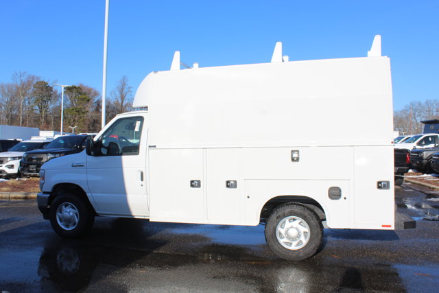 New 2026 Ford E-350 Cutaway - photo 16