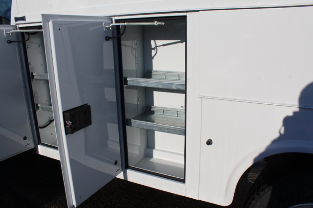 New 2026 Ford E-350 Cutaway - photo 21