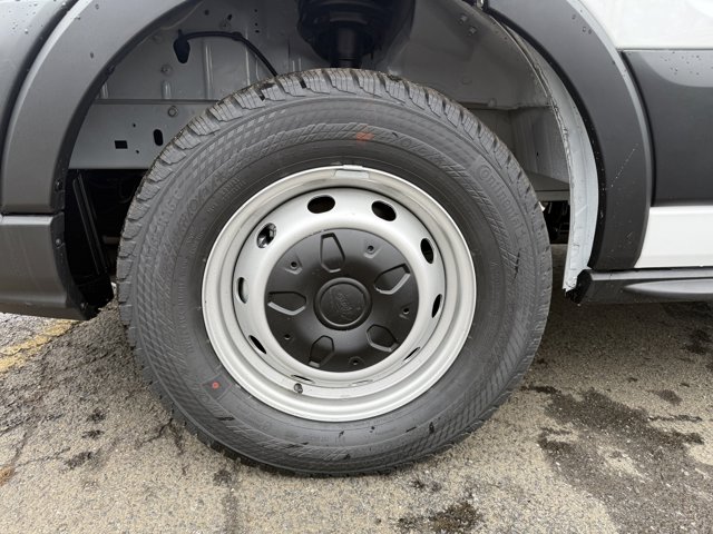 New 2026 Ford Transit 250 Low Roof Empty Cargo Van - photo 4