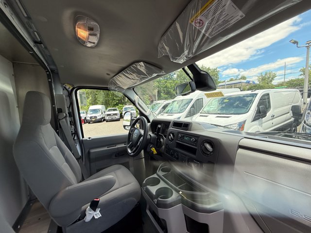 New 2027 Ford E-450 Cutaway - photo 12
