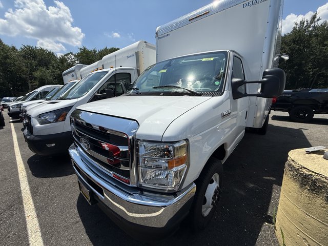 New 2027 Ford E-450 Cutaway - photo 3