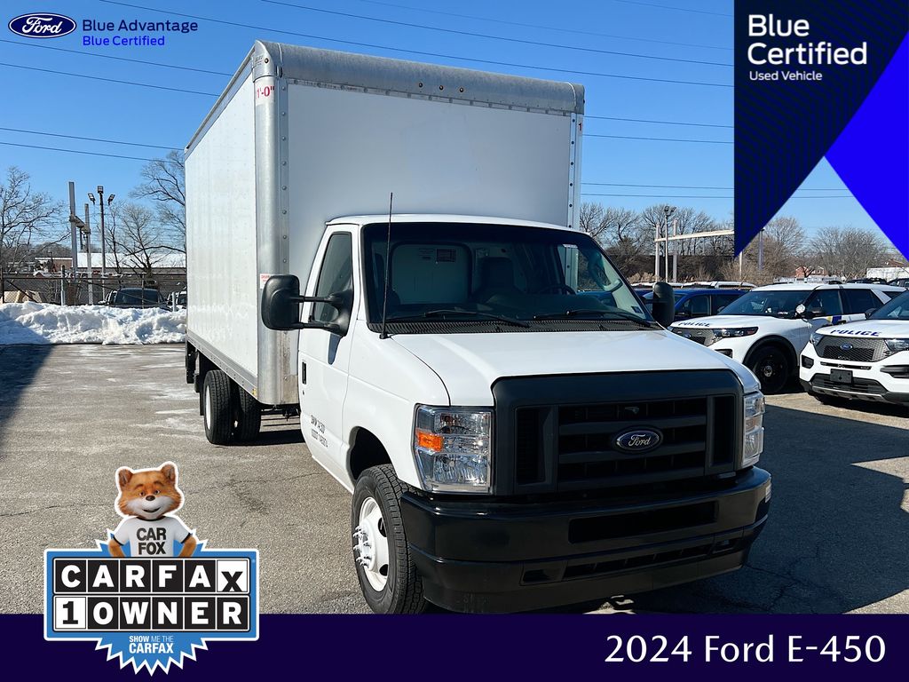 Used 2024 Ford E-450 Cutaway - photo 35
