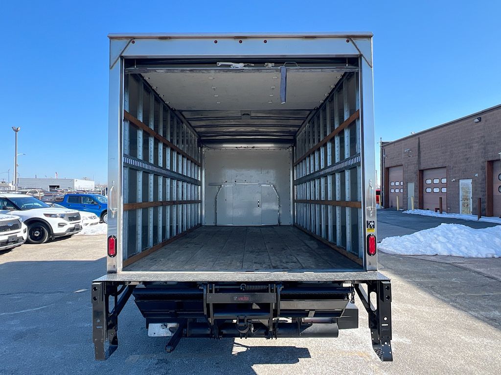Used 2024 Ford E-450 Cutaway - photo 25