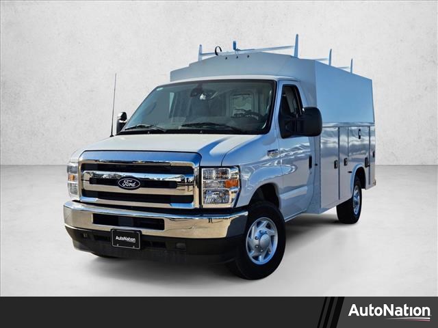New 2026 Ford E-350 Cutaway - photo 15