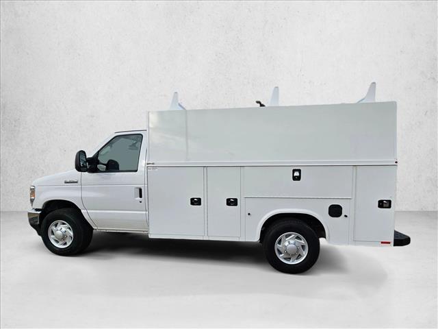 New 2026 Ford E-350 Cutaway - photo 8