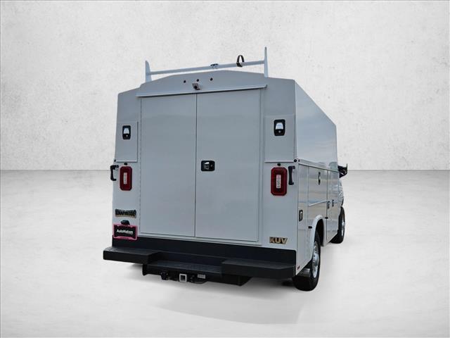 New 2026 Ford E-350 Cutaway - photo 19