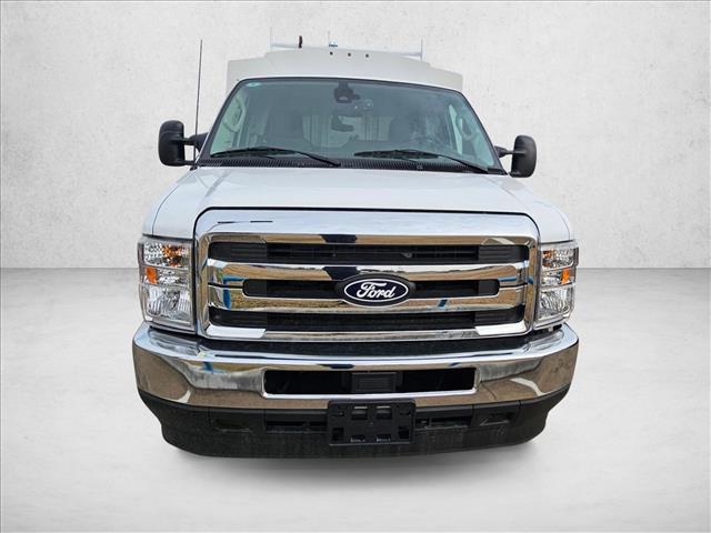 New 2026 Ford E-350 Cutaway - photo 3