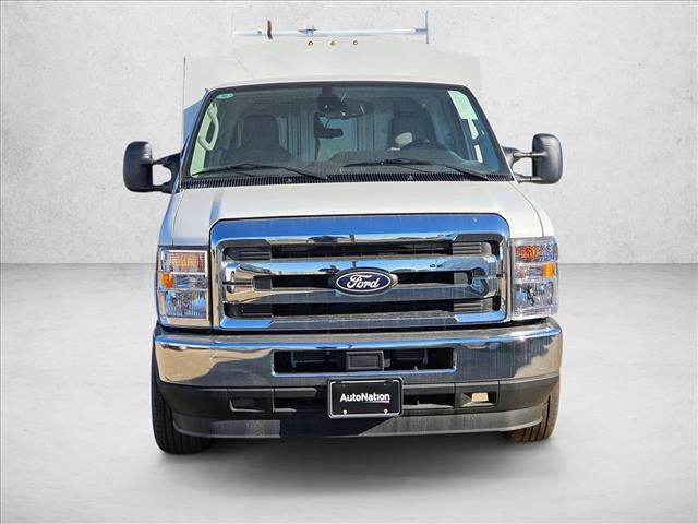 New 2026 Ford E-350 Cutaway - photo 3