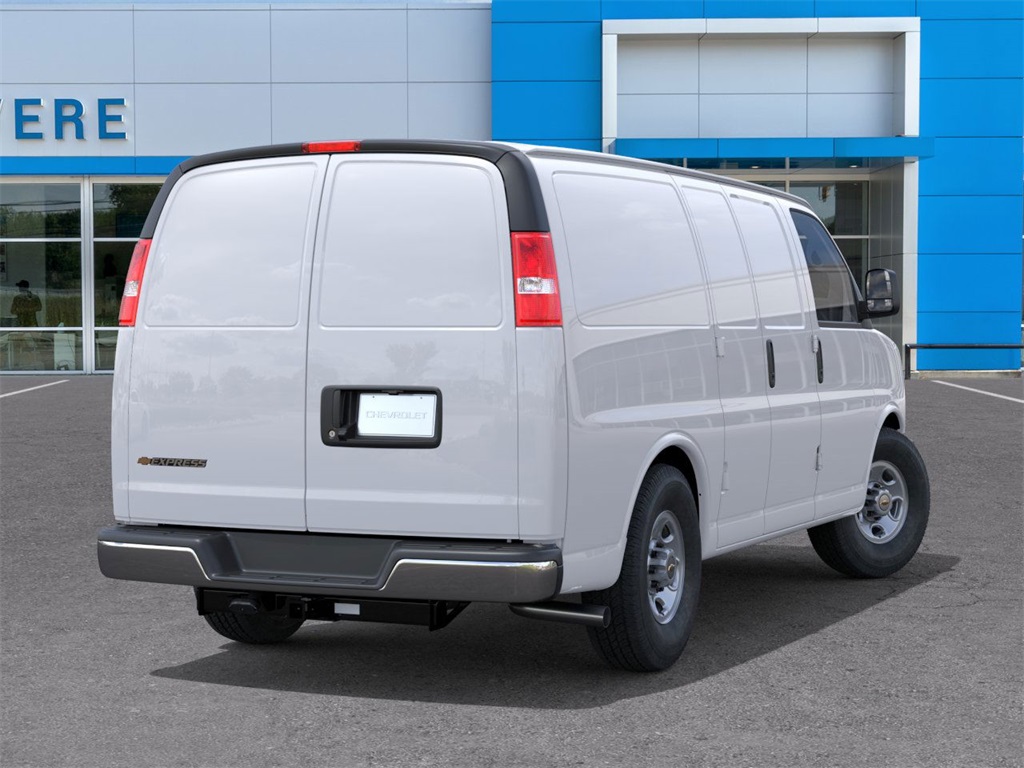 New 2025 Chevrolet Express 3500 Empty Cargo Van - photo 4